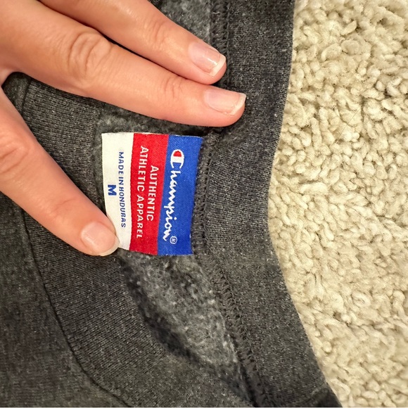 University of Florida (UF) Women’s Gray Sweatshirt - Picture 5 of 9